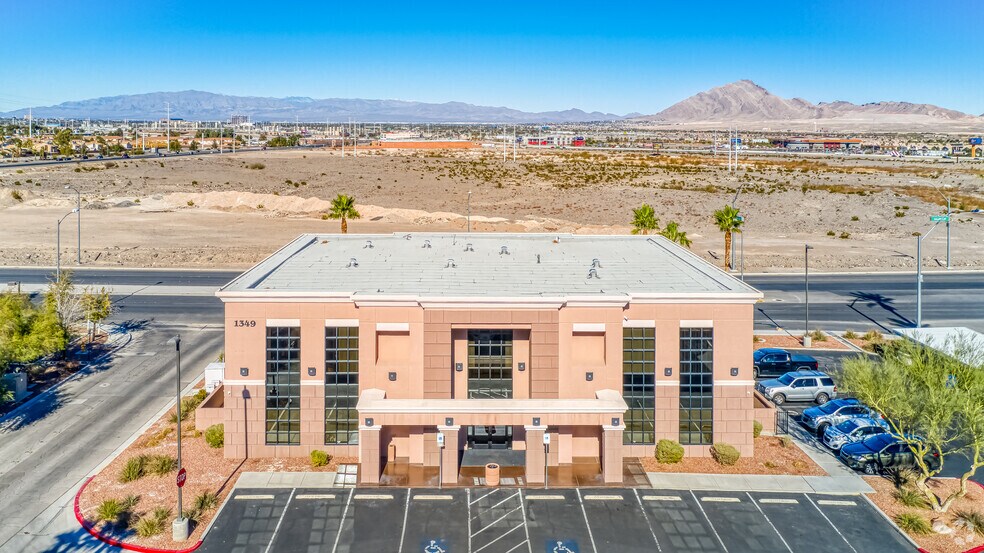 More Photos Of 1349 Galleria Dr, Henderson Office Residential For Lease