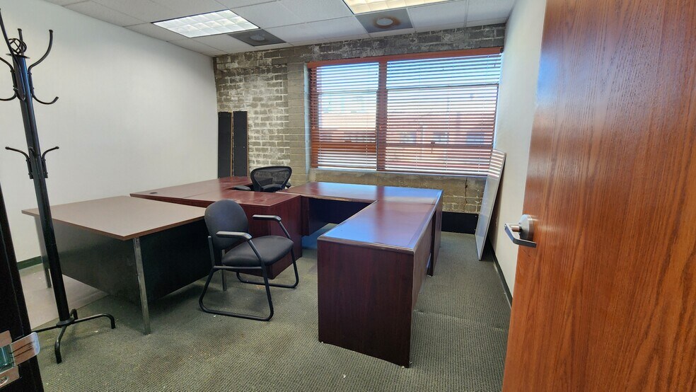 More Photos Of 89-91 N San Gabriel Blvd, Pasadena Warehouse For Lease