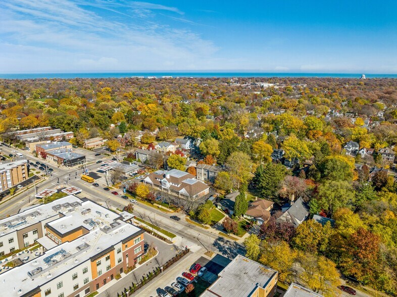 More Photos Of 328-350 Ridge Rd, Wilmette Storefront Retail Office For Sale