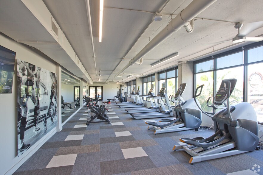 More Photos Of 1505 N Central Ave, Phoenix Apartments For Lease