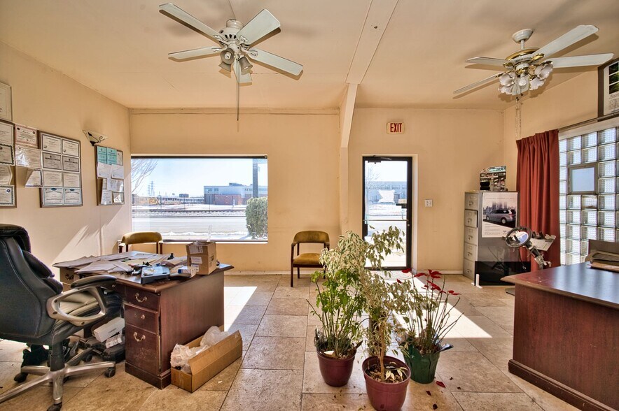 More Photos Of 3650-3656, Skokie Warehouse For Sale