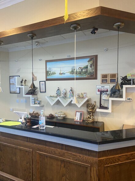 More Photos Of 107 N Main St, Payette Restaurant For Lease