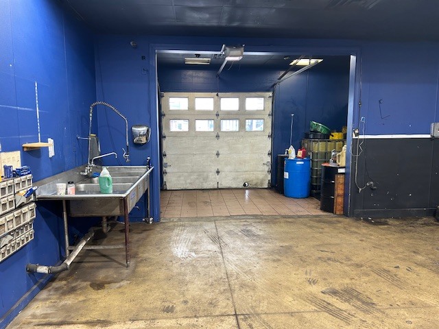 More Photos Of 296 Highland Ave, Salem Auto Repair For Sale