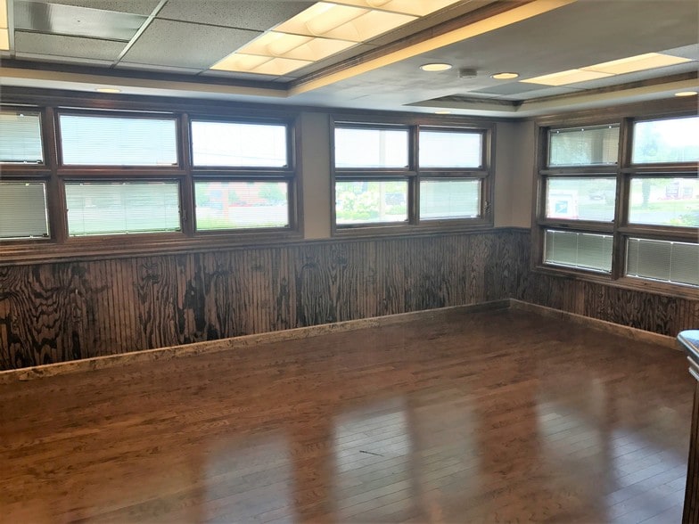 More Photos Of 8648 Old Troy Pike, Huber Heights Medical For Sale