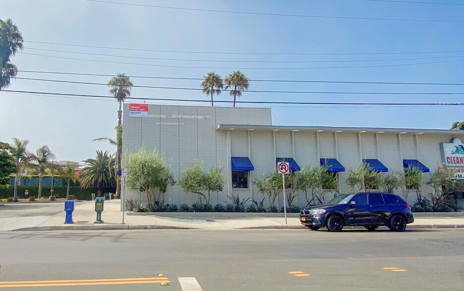 More Photos Of 23676-23712 Malibu Rd, Malibu Office For Lease