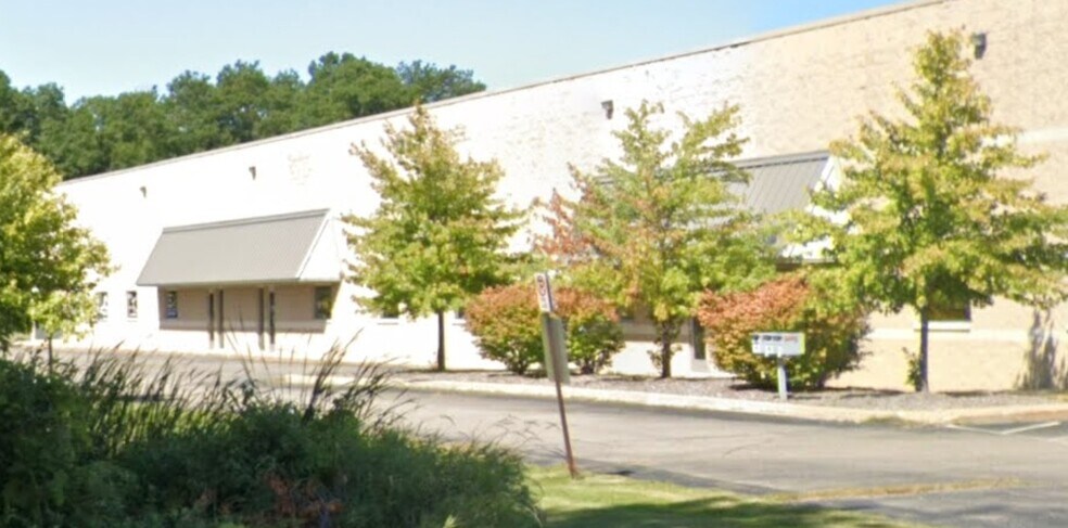 Primary Photo Of 760 Mcpherson Park Dr, Howell Warehouse For Lease