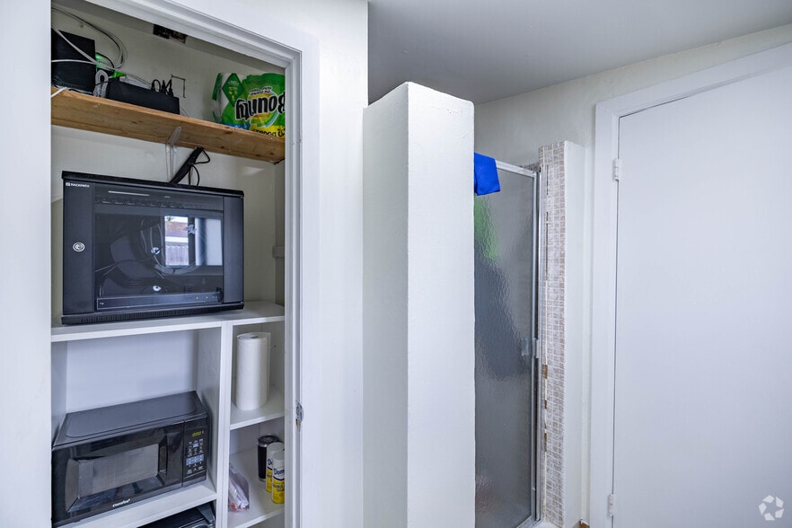 More Photos Of 6443 Bird Rd, Miami Medical For Sale