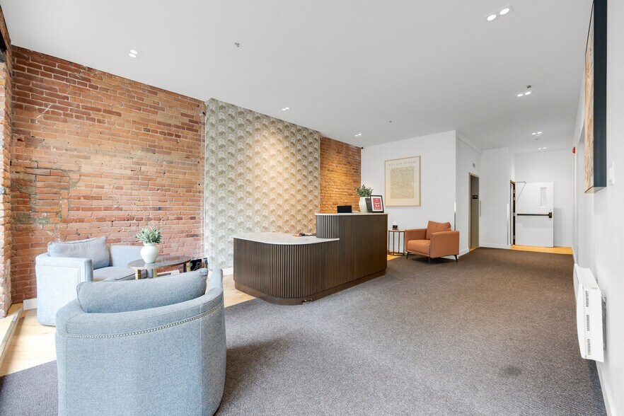 More Photos Of 754-762 Rue Saint-Paul O, Montréal Apartments For Lease