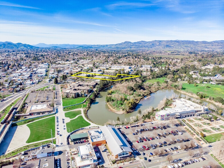 More Photos Of 1700 Soscol Ave, Napa Unknown For Lease