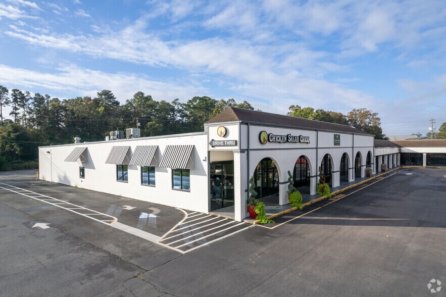 More Photos Of 2551 E Pinetree Blvd, Thomasville Unknown For Lease