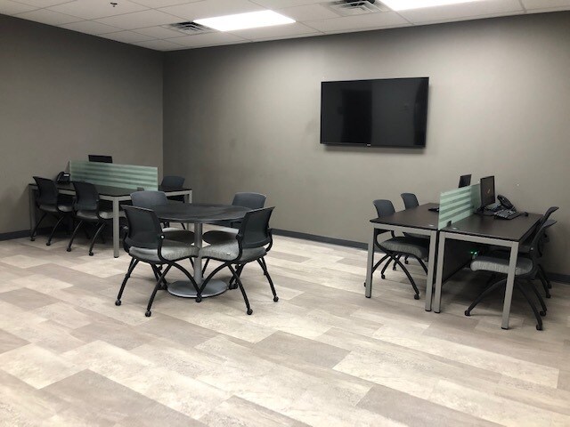 More Photos Of 2850-2870 S Church St, Murfreesboro Unknown For Lease