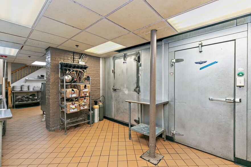 More Photos Of 124 S 2nd St, Geneva General Retail For Sale