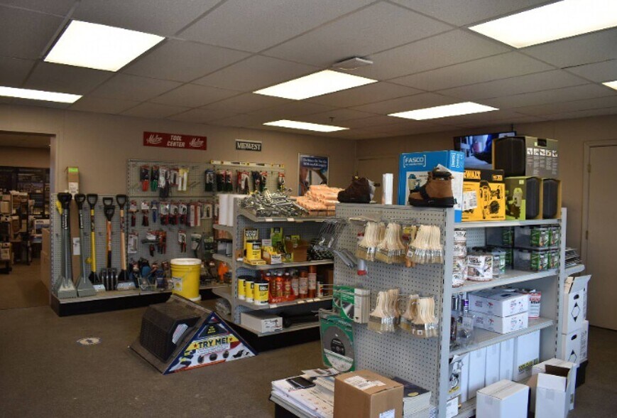 More Photos Of 2440 Supreme Ct, Goshen Distribution For Lease