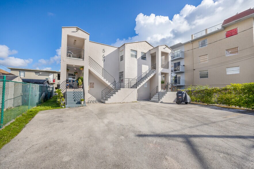 More Photos Of 569 SW 4th St, Miami Apartments For Sale