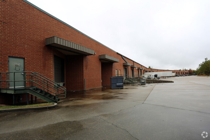 More Photos Of 5910 Shiloh Rd E, Alpharetta Light Distribution For Lease