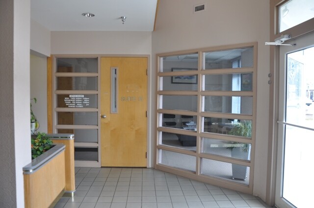 More Photos Of 616 E Landis Ave, Vineland Office Residential For Lease