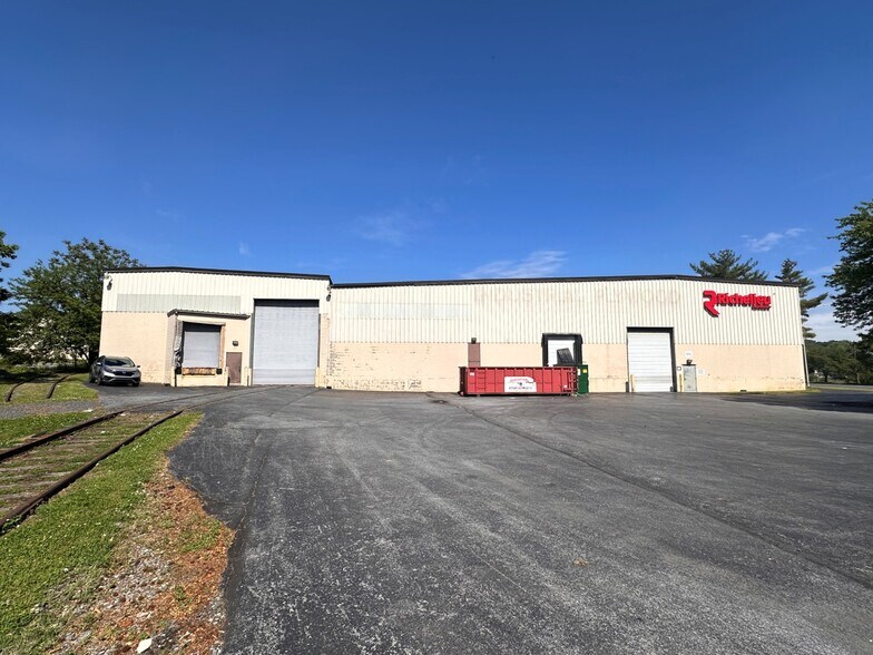 More Photos Of 550 S 5th St, Reading Manufacturing For Lease