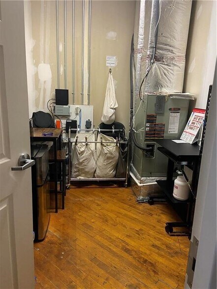 More Photos Of 32 Market St, Bangor Storefront Retail Office For Sale