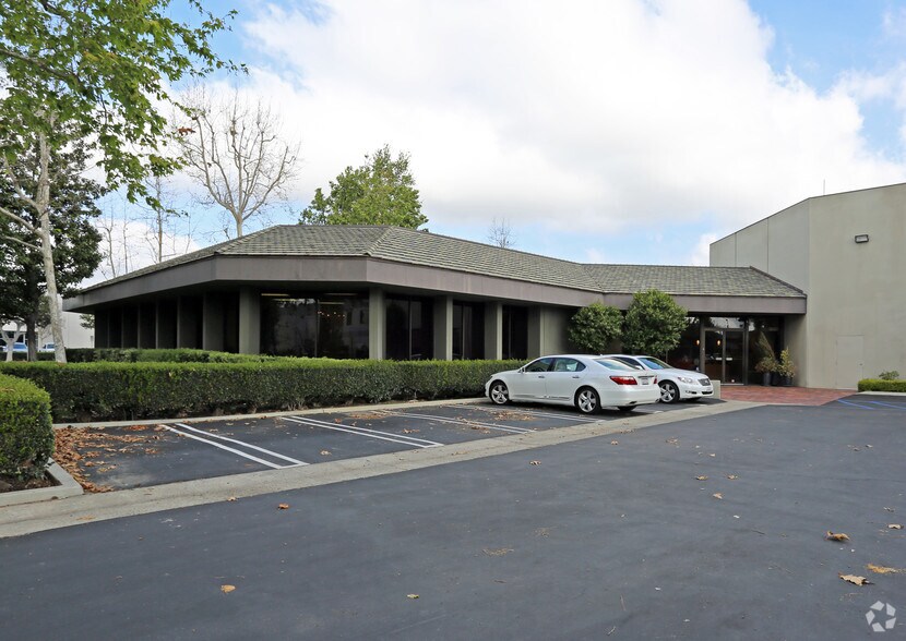 More Photos Of 1641 Langley Ave, Irvine Light Manufacturing For Lease