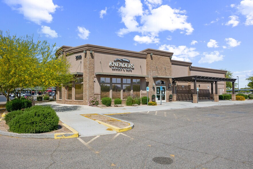 More Photos Of 2030 E Elliot Rd, Tempe Restaurant For Lease