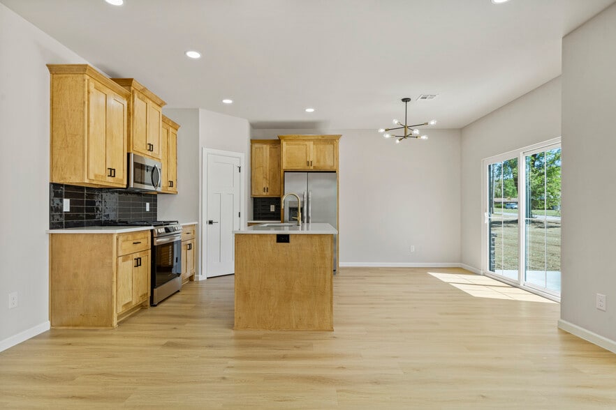 More Photos Of 28801 141st S st, Coweta Apartments For Sale