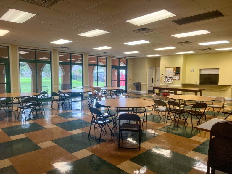 More Photos Of 2220 Lakeshore Dr, New Orleans Religious Facility For Sale
