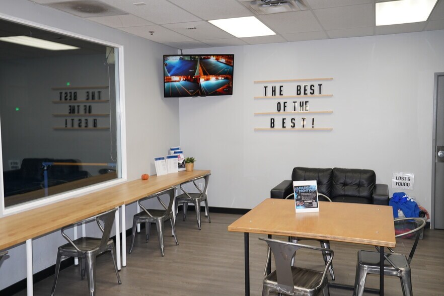 More Photos Of 3773 Monarch St, Frederick Warehouse For Lease