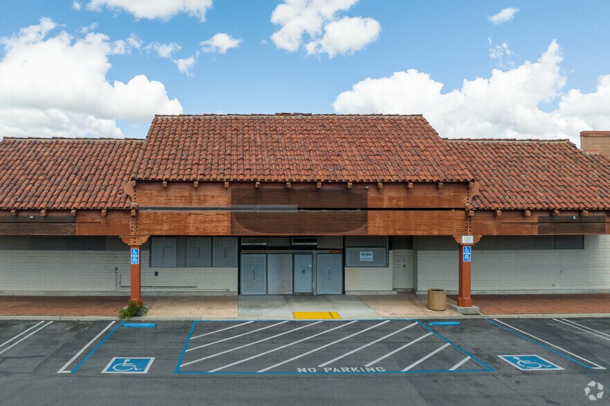 More Photos Of 2008-2026 N Riverside Ave, Rialto Unknown For Lease