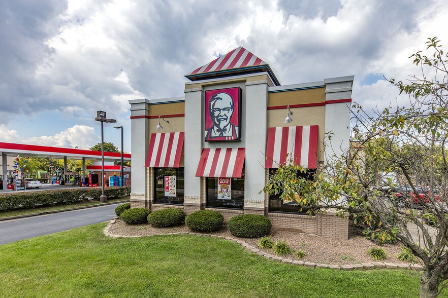 41014191 Tates Creek Centre Dr, Lexington, KY 40517 For Lease