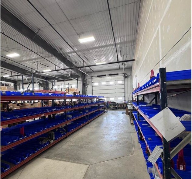 More Photos Of 517 Well St, Williston Warehouse For Sale