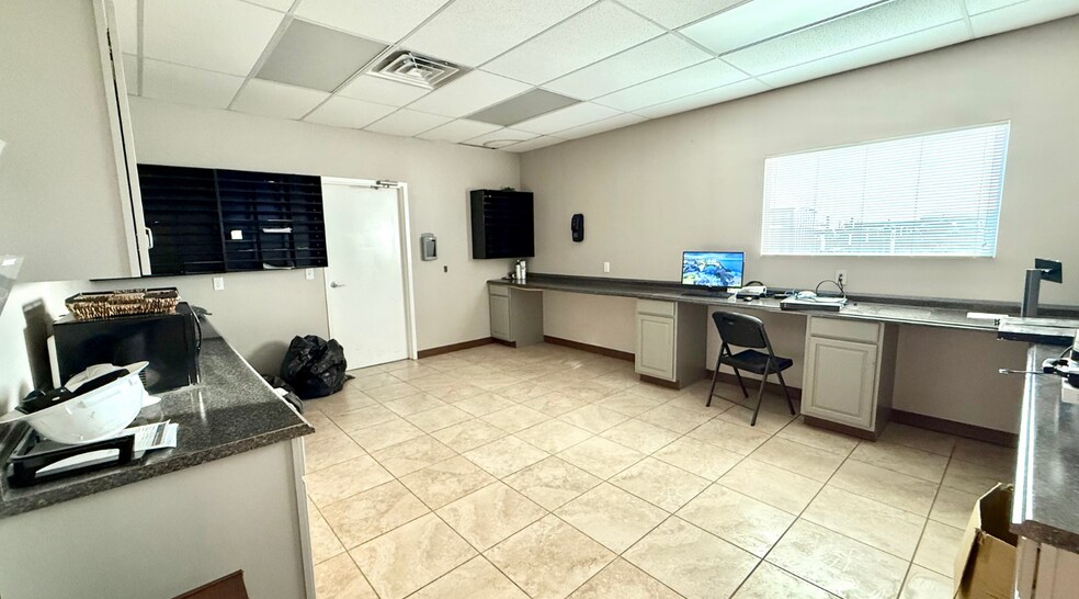 More Photos Of 11000 W County Road 72, Midland Distribution For Lease