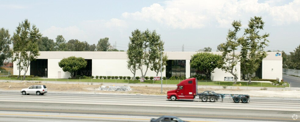 More Photos Of 737 W Artesia Blvd, Compton Warehouse For Lease