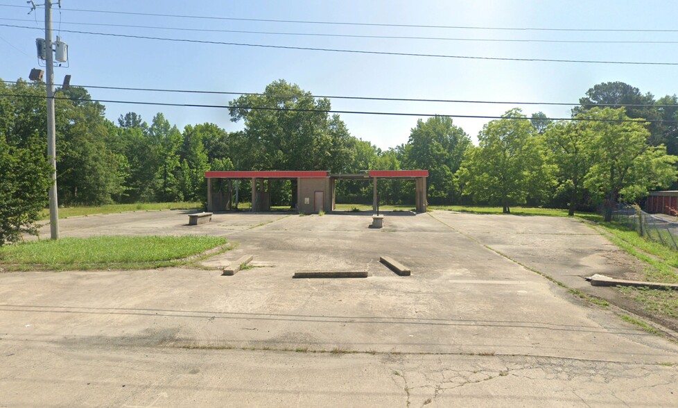 Primary Photo Of 415 N Myrtle St, Pine Bluff Carwash For Sale