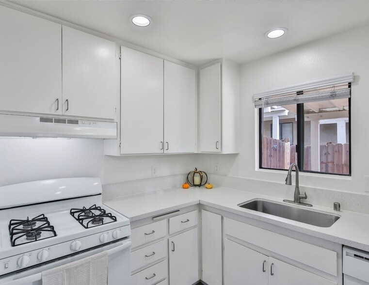 More Photos Of 23925-23967 Eucalyptus Ave, Moreno Valley Apartments For Sale