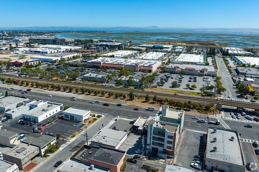 More Photos Of 1216 El Camino Real, San Carlos Storefront Retail Office For Sale