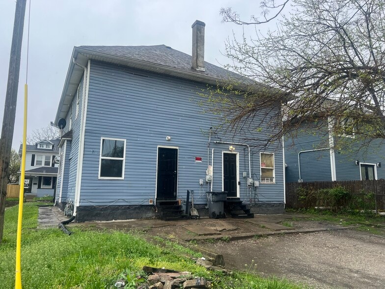 More Photos Of 19-21 Hendricks Pl, Indianapolis Specialty For Sale