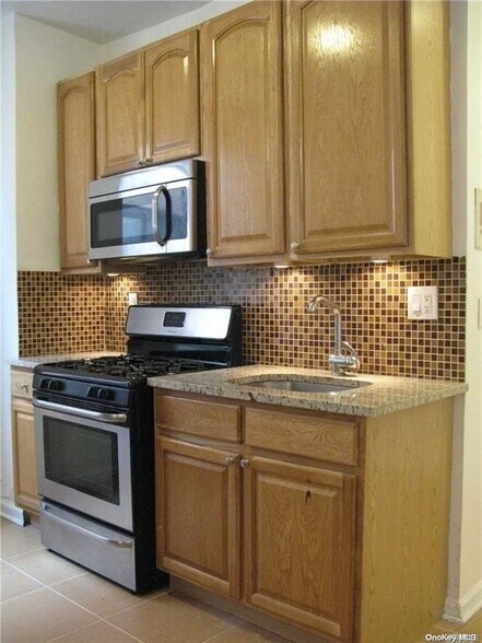 More Photos Of 2107 38th St, Astoria Apartments For Sale