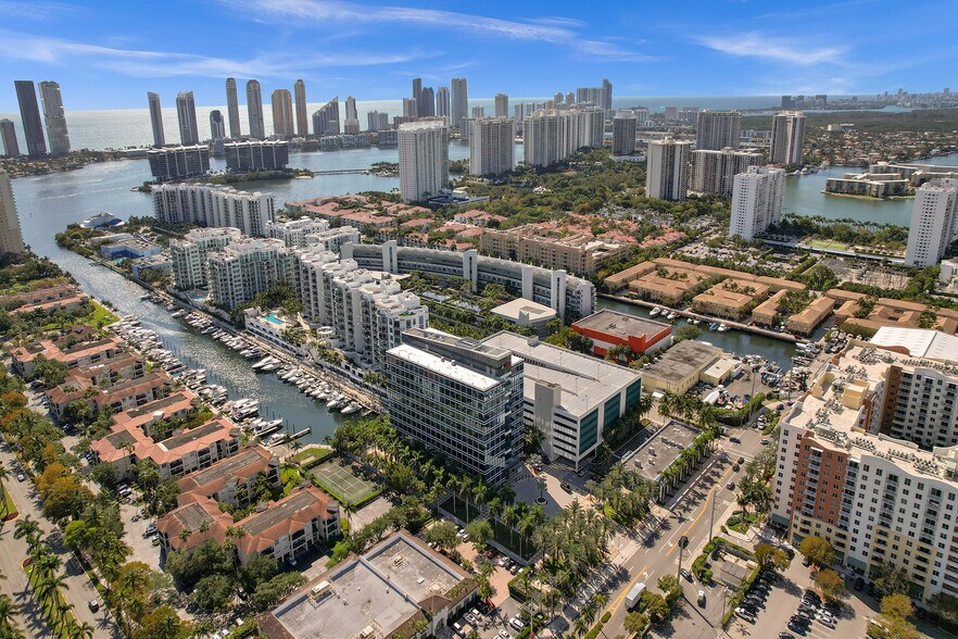 More Photos Of 18851 NE 29th Ave, Aventura Office For Lease