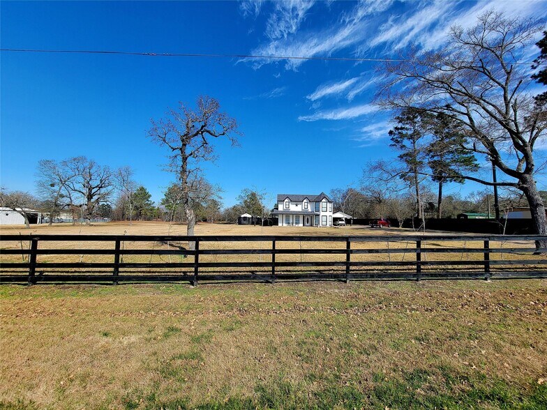 More Photos Of 1828 State Highway 75 N, Huntsville Land For Sale