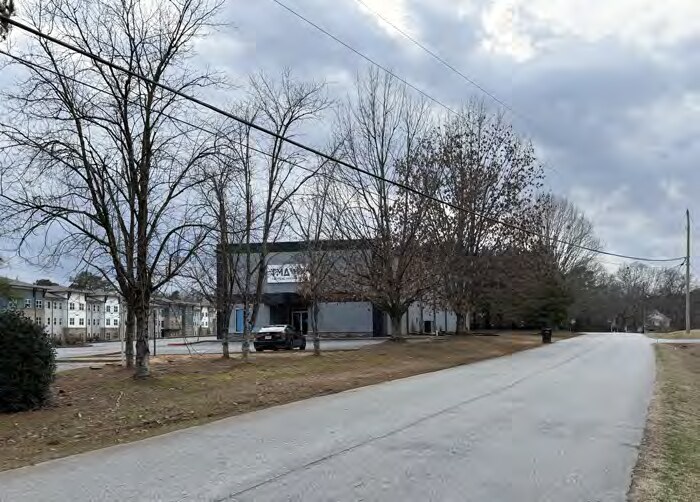 More Photos Of 2800 Powder Springs Rd, Marietta Flex For Sale