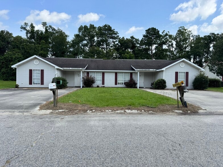 More Photos Of 1108 Crosby St, Waycross Apartments For Sale