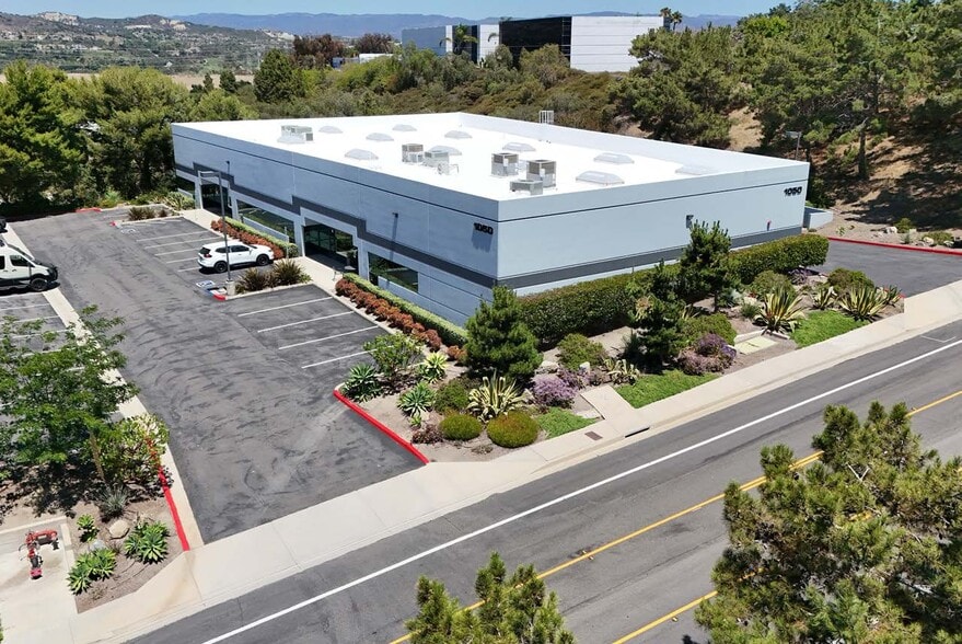Primary Photo Of 1050 Calle Amanecer, San Clemente Manufacturing For Sale