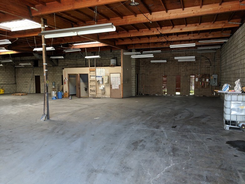 More Photos Of 7635 Serapis Ave, Pico Rivera Warehouse For Lease