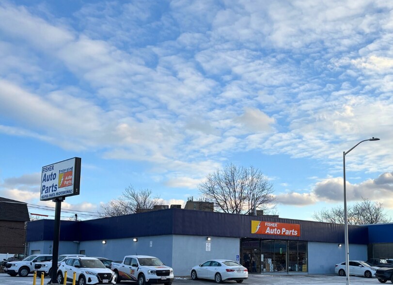 Primary Photo Of 597 Park Ave, Worcester Auto Repair For Sale