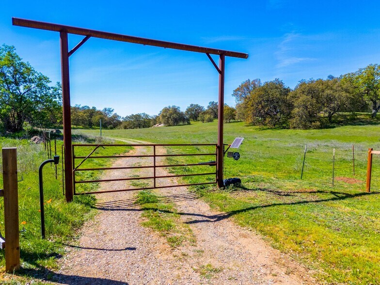 More Photos Of 25258 Mesa Grande Rd, Santa Ysabel Land For Sale