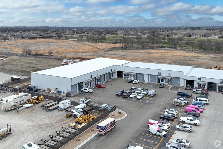 More Photos Of 22390 E 111th St, Broken Arrow Warehouse For Sale