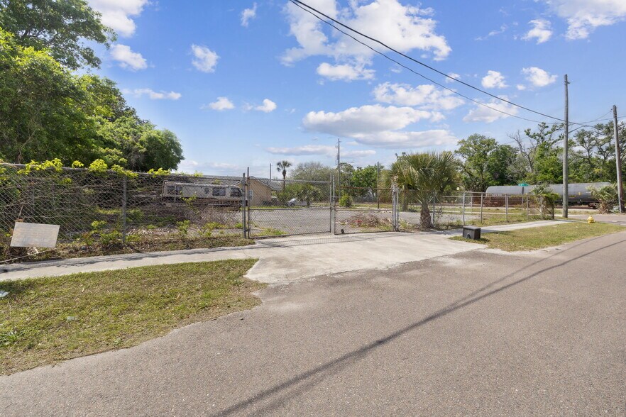 More Photos Of 1221 E 16th St, Jacksonville Schools For Sale