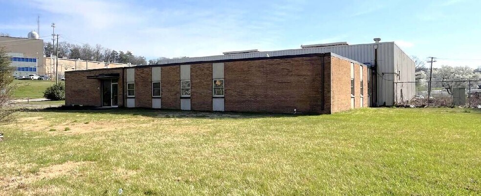 More Photos Of 4601 Lydell Rd, Cheverly Warehouse For Lease