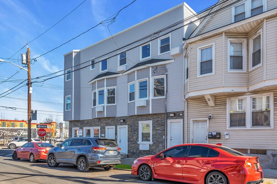 More Photos Of 167-169 Smith St, Elizabeth Apartments For Sale