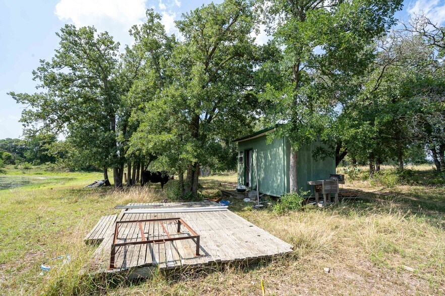 More Photos Of Gravel Pit @ Kingsbury Rd, Seguin Land For Sale